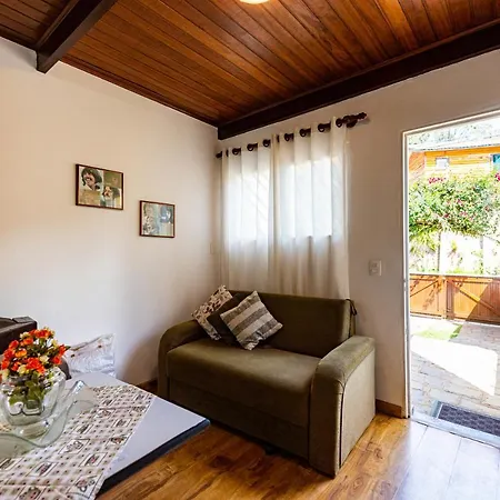Ap Casal Localizacao E Seguranca Apartment Campos do Jordao Exterior photo